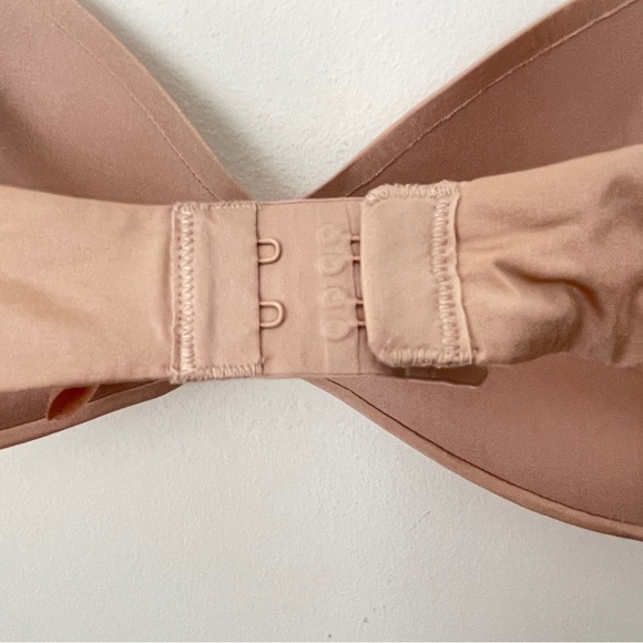 🎉 NEW LISTING Skims Lightly Paded Bra 34C Beige Tan - Picture 9 of 14